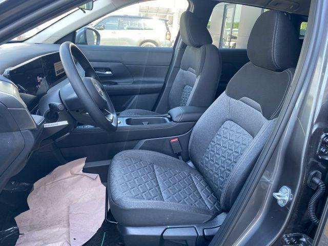 new 2025 Nissan Kicks car, priced at $26,180