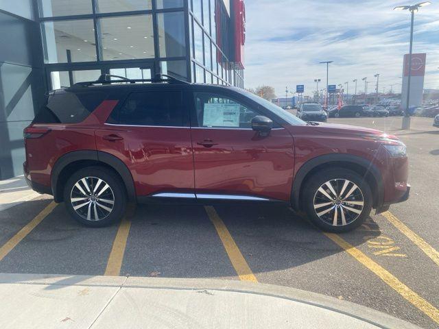 new 2025 Nissan Pathfinder car, priced at $52,525