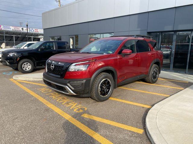 new 2025 Nissan Pathfinder car, priced at $45,575