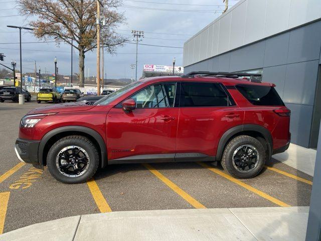 new 2025 Nissan Pathfinder car, priced at $45,575