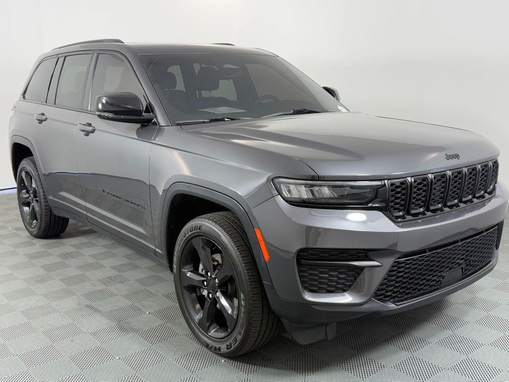 used 2023 Jeep Grand Cherokee car, priced at $25,995