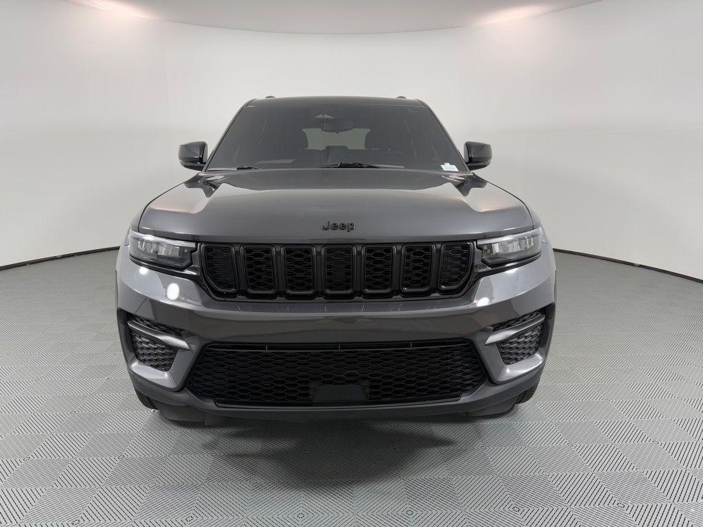 used 2023 Jeep Grand Cherokee car, priced at $25,995