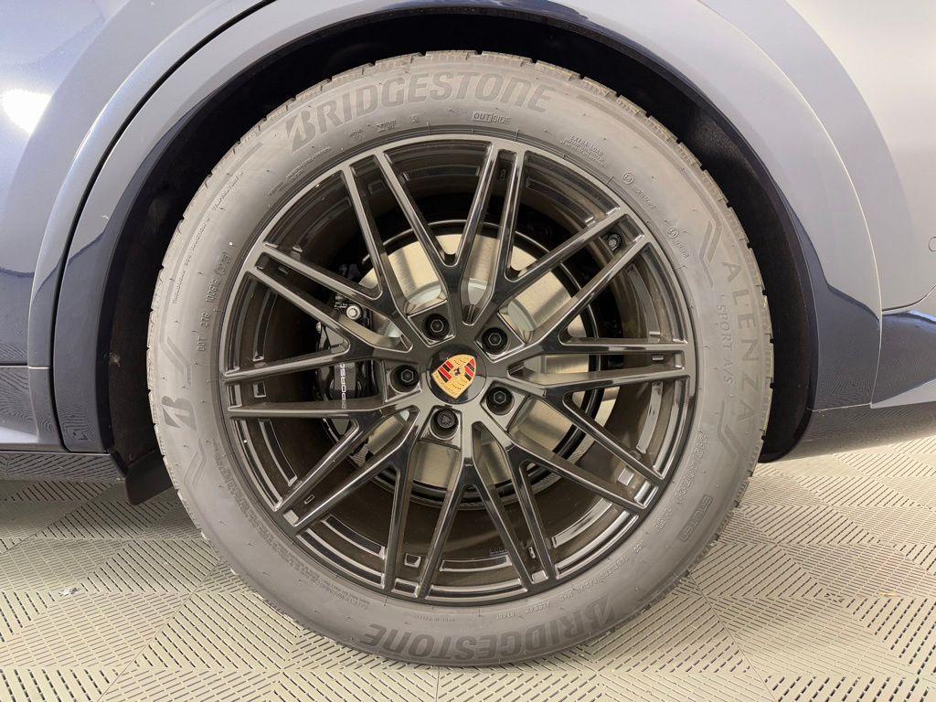 new 2026 Porsche Cayenne car, priced at $153,330