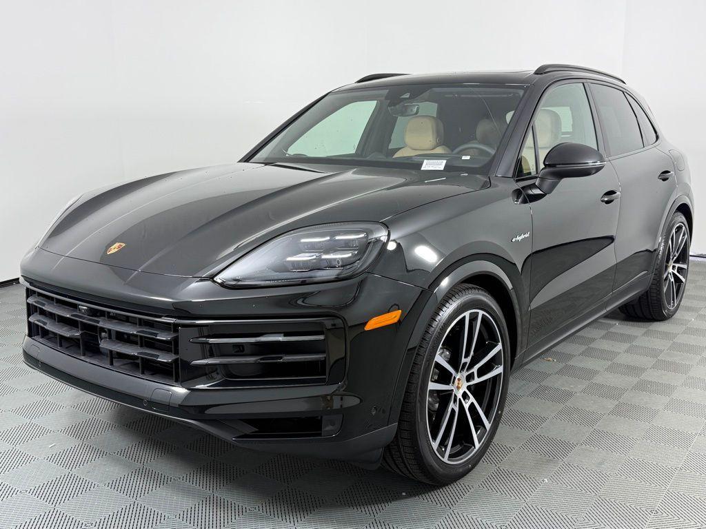 new 2025 Porsche Cayenne car, priced at $138,665