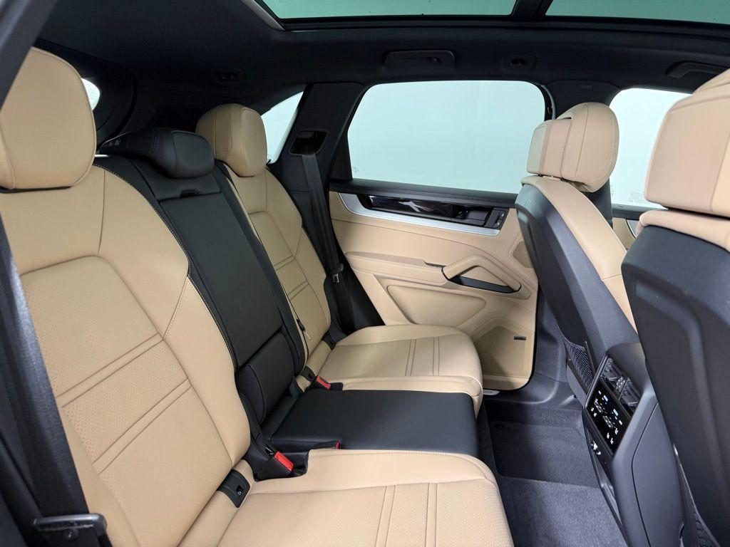 new 2025 Porsche Cayenne car, priced at $138,665