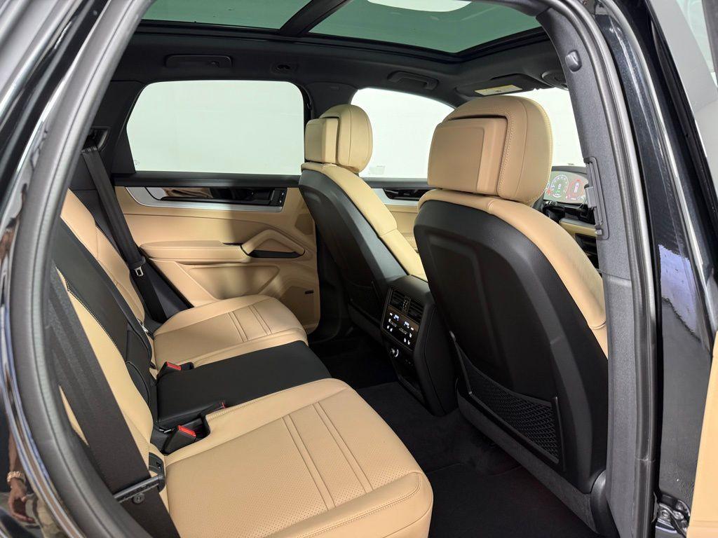 new 2025 Porsche Cayenne car, priced at $138,665