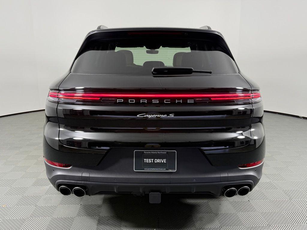 new 2025 Porsche Cayenne car, priced at $138,665