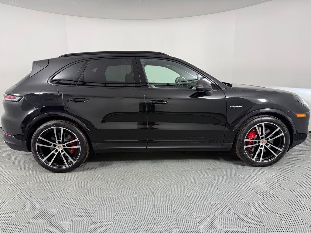 new 2026 Porsche Cayenne car