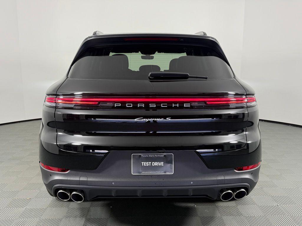 new 2026 Porsche Cayenne car