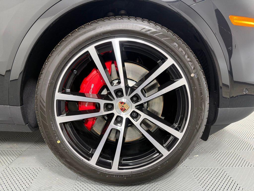 new 2026 Porsche Cayenne car