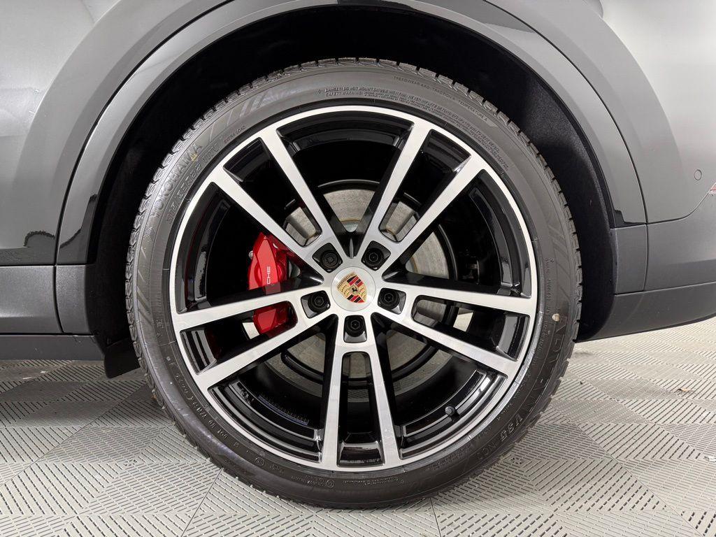 new 2026 Porsche Cayenne car