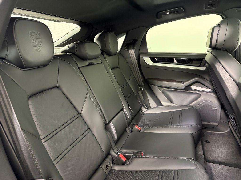 new 2026 Porsche Cayenne car