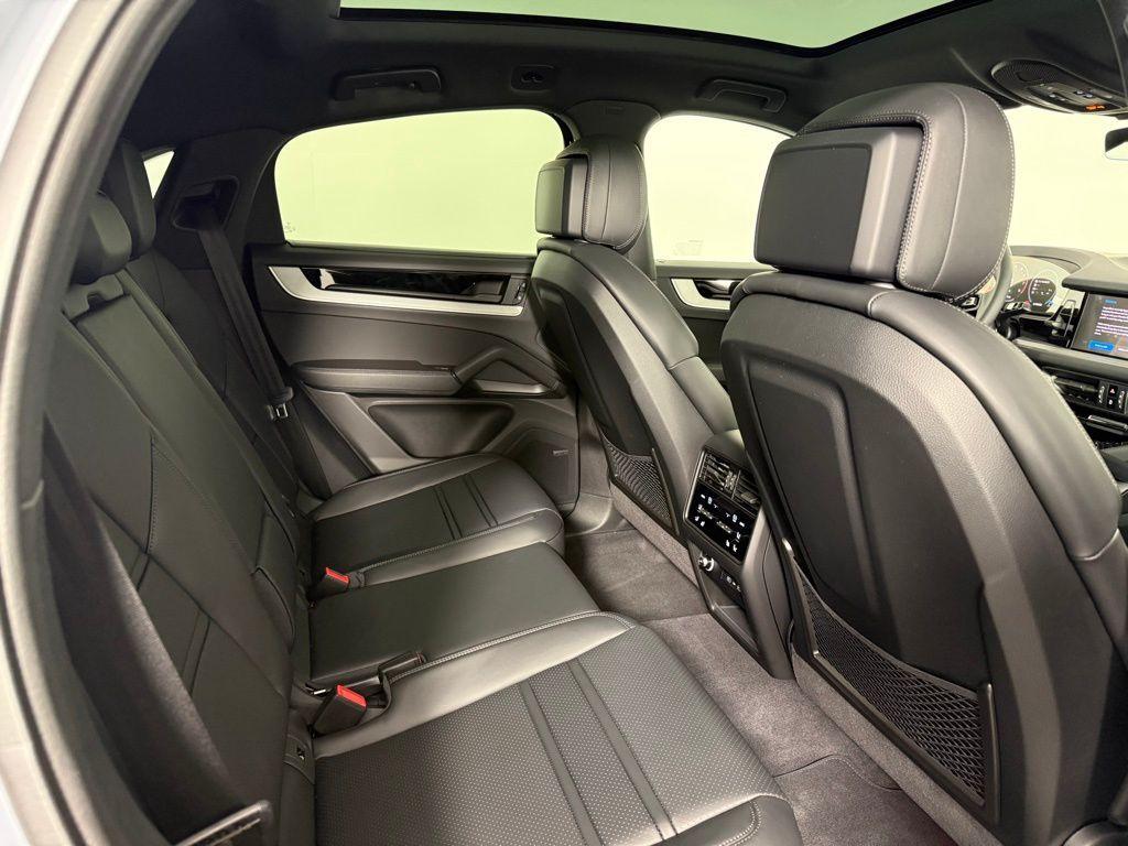 new 2026 Porsche Cayenne car