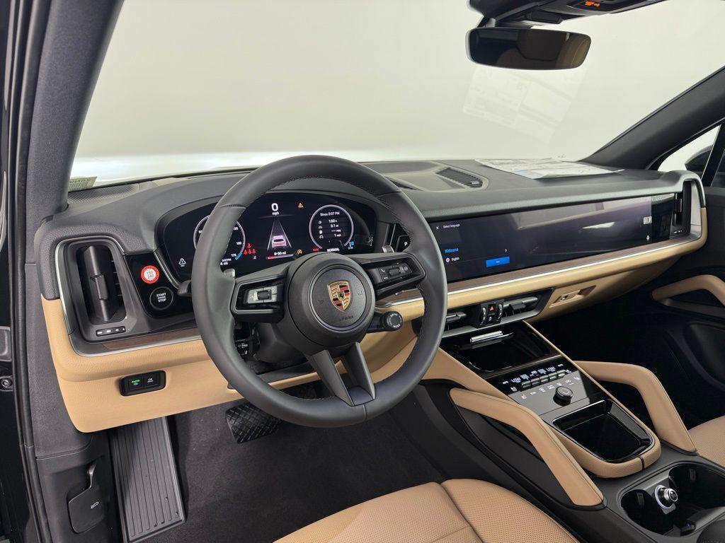 new 2025 Porsche Cayenne car, priced at $103,765