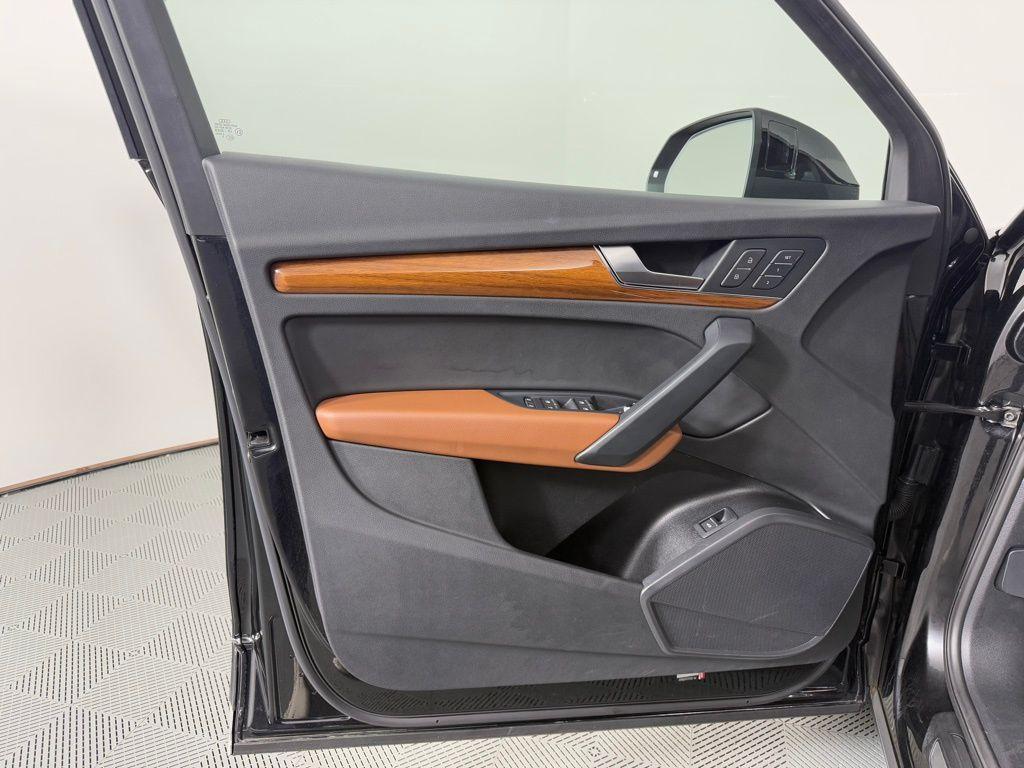 used 2021 Audi Q5 car, priced at $24,495