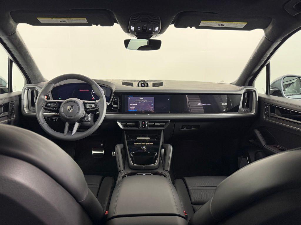 new 2025 Porsche Cayenne car