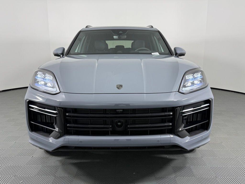 new 2025 Porsche Cayenne car