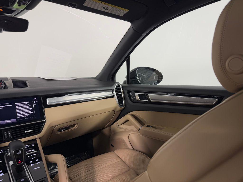 used 2022 Porsche Cayenne car, priced at $59,795