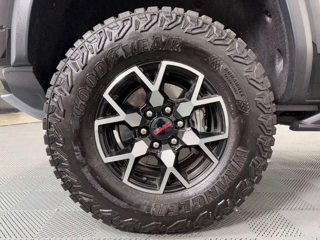 used 2025 GMC Canyon car, priced at $45,495