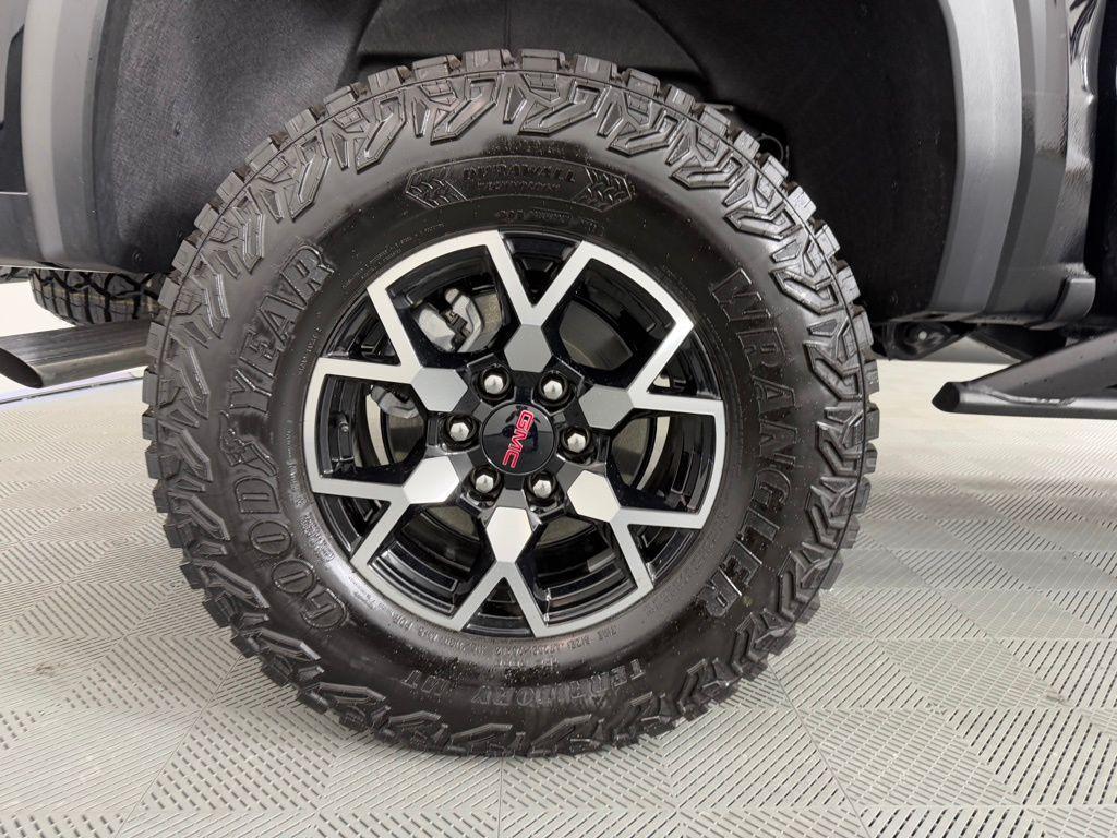 used 2025 GMC Canyon car, priced at $45,495