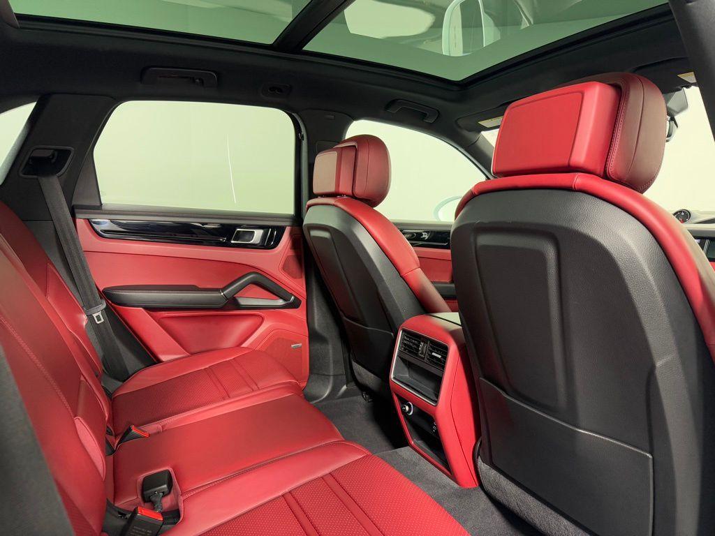 used 2020 Porsche Cayenne car, priced at $44,795