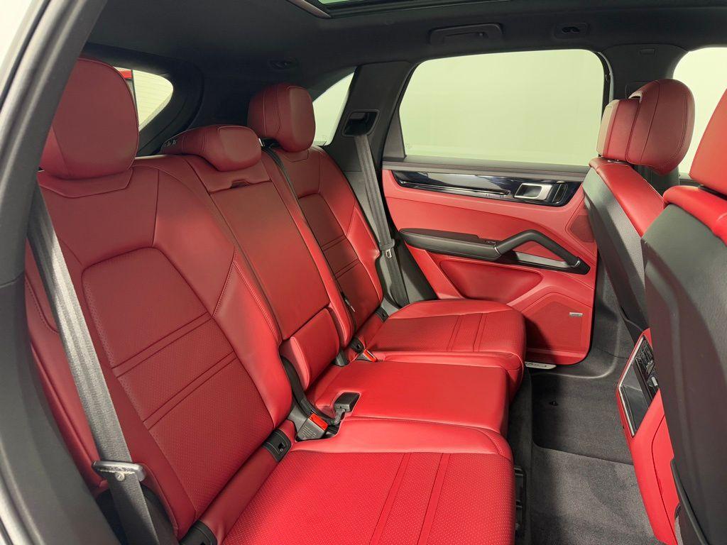 used 2020 Porsche Cayenne car, priced at $44,795