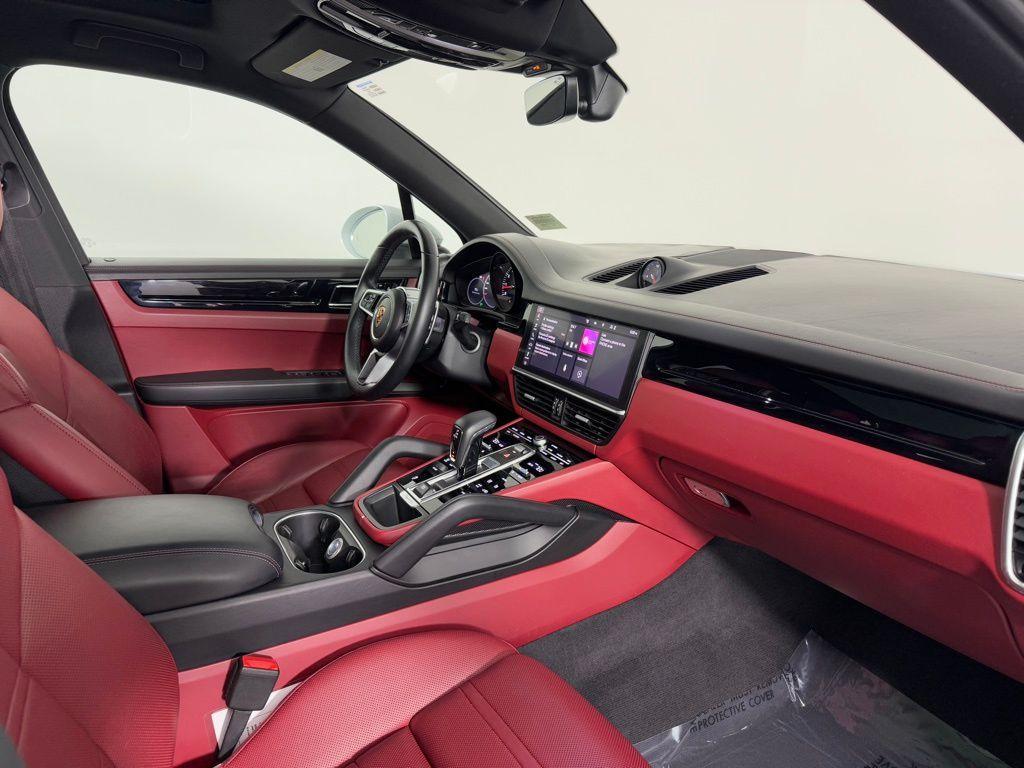 used 2020 Porsche Cayenne car, priced at $44,795