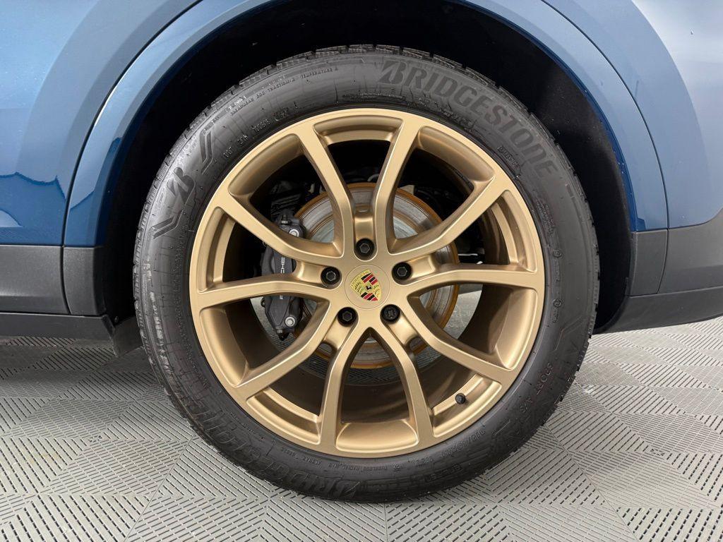 used 2024 Porsche Cayenne car, priced at $74,995