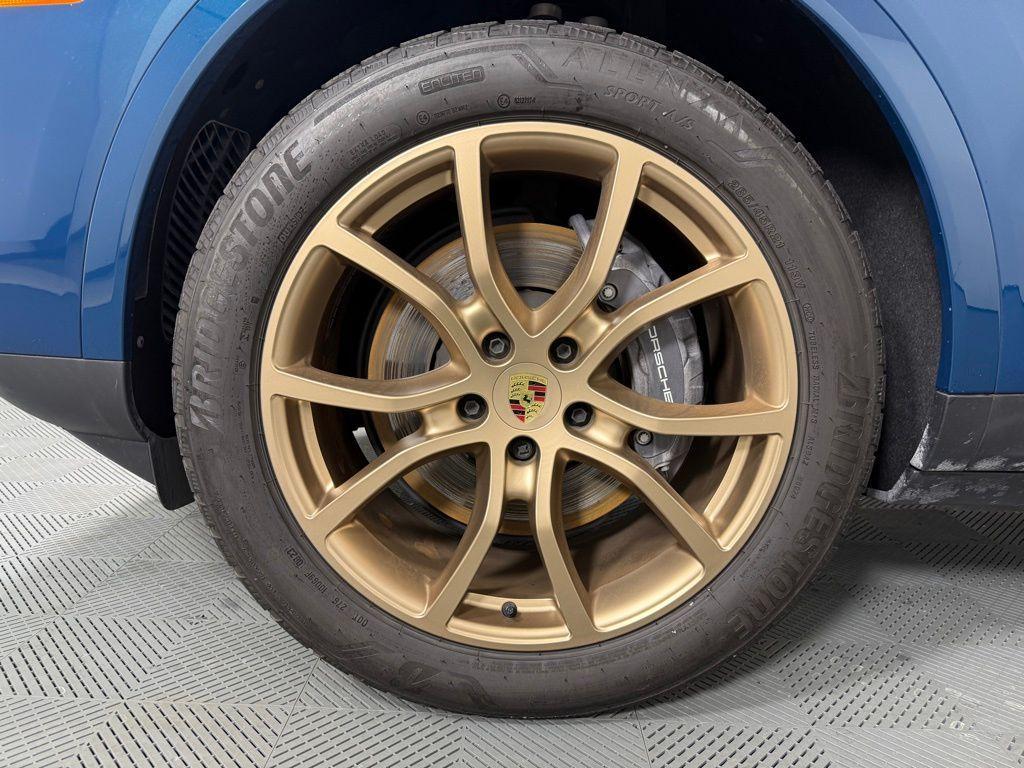 used 2024 Porsche Cayenne car, priced at $74,995
