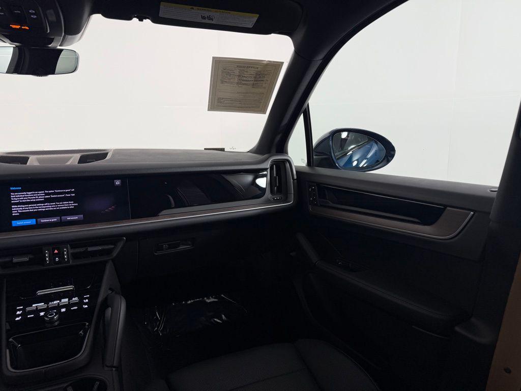 used 2024 Porsche Cayenne car, priced at $74,995