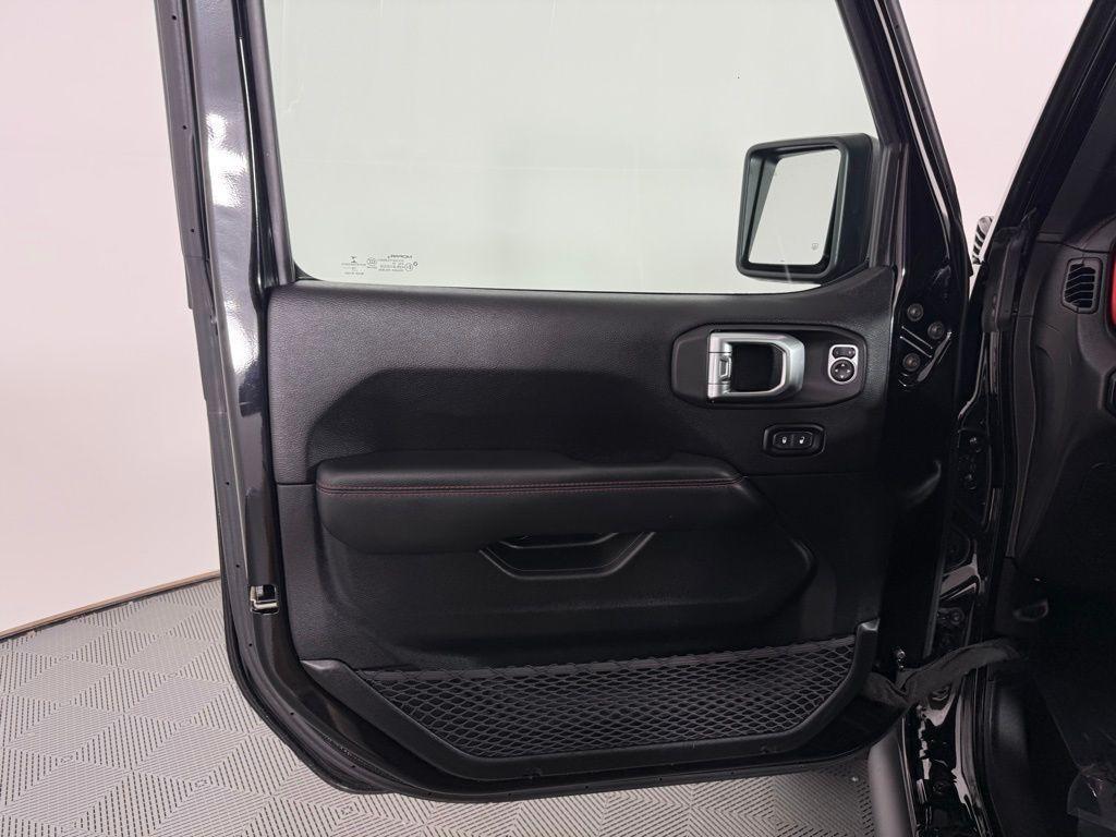 used 2019 Jeep Wrangler Unlimited car, priced at $29,495