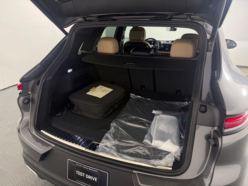 new 2025 Porsche Cayenne car, priced at $118,965