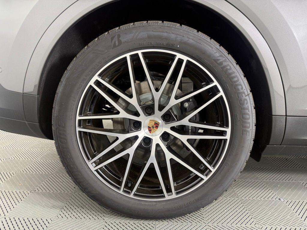 new 2025 Porsche Cayenne car, priced at $118,965