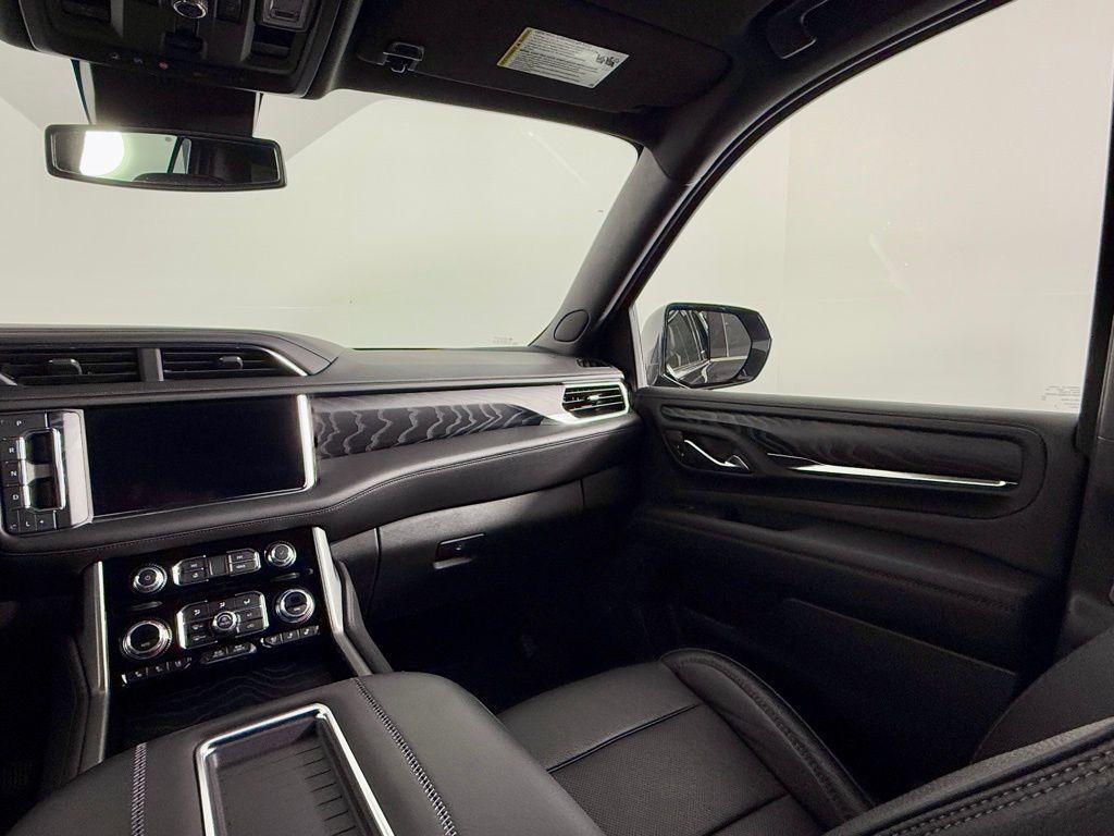 used 2023 GMC Yukon car, priced at $59,495