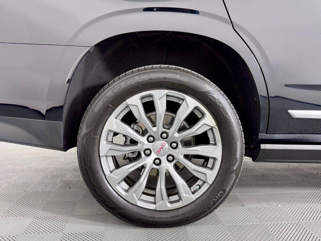 used 2023 GMC Yukon car, priced at $59,495