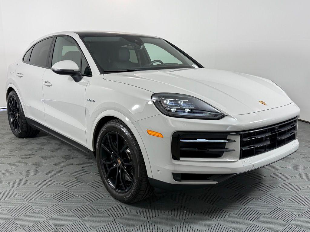 used 2025 Porsche Cayenne car, priced at $130,995