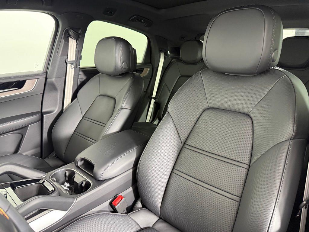used 2025 Porsche Cayenne car, priced at $130,995