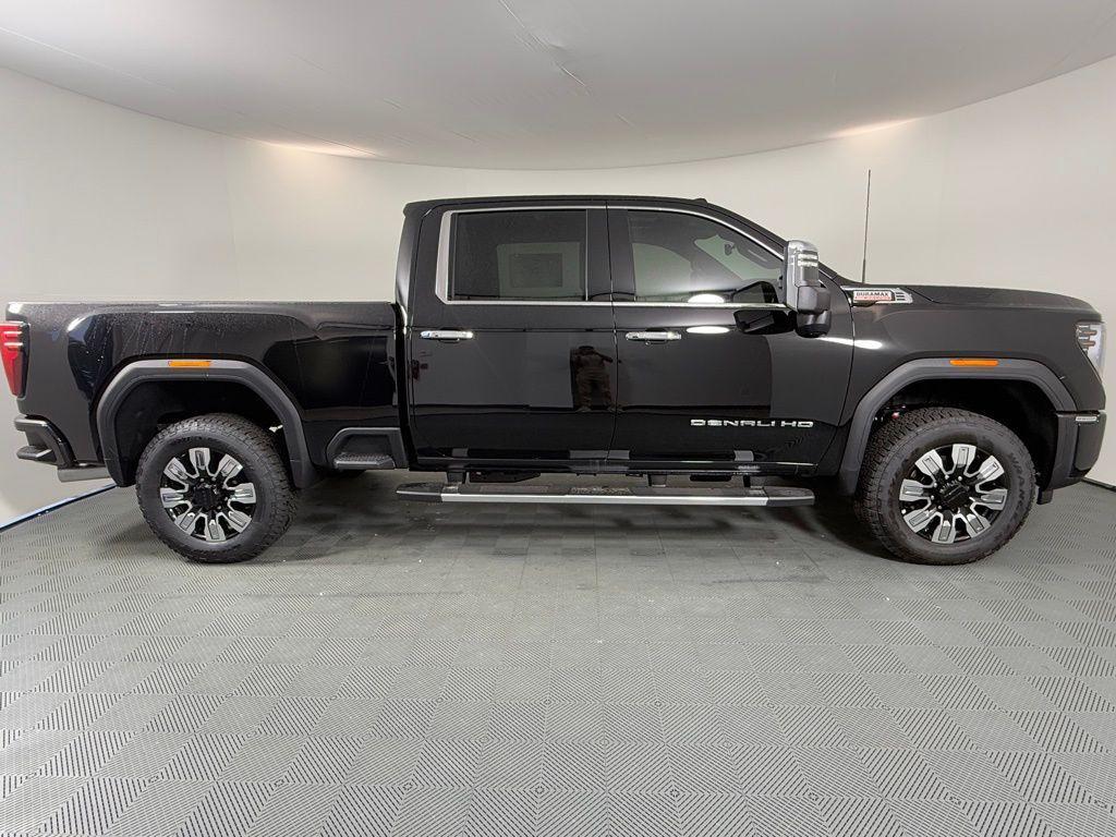 used 2025 GMC Sierra 2500 car, priced at $78,495