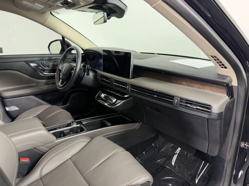 used 2023 Lincoln Corsair car, priced at $35,495