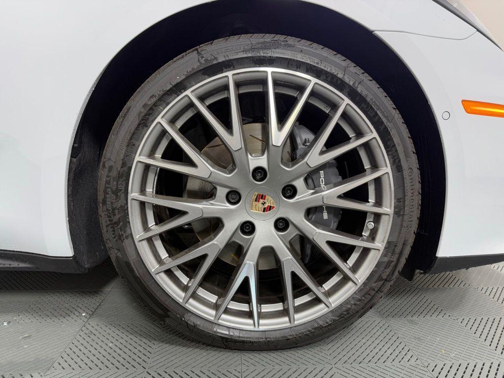 new 2026 Porsche Panamera car, priced at $134,670