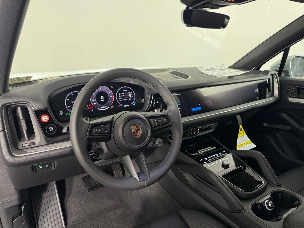 new 2025 Porsche Cayenne car, priced at $101,735