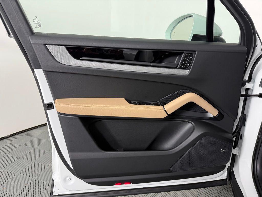 new 2026 Porsche Cayenne car, priced at $106,060