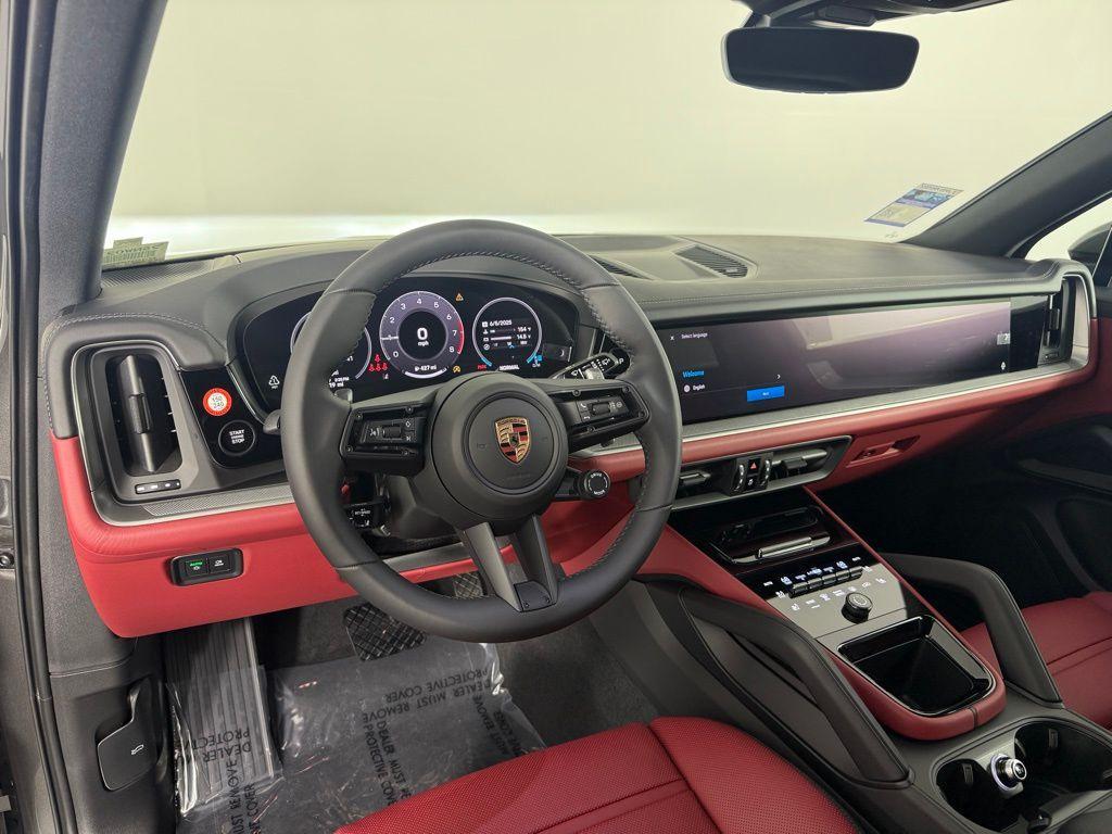 new 2025 Porsche Cayenne car, priced at $105,715