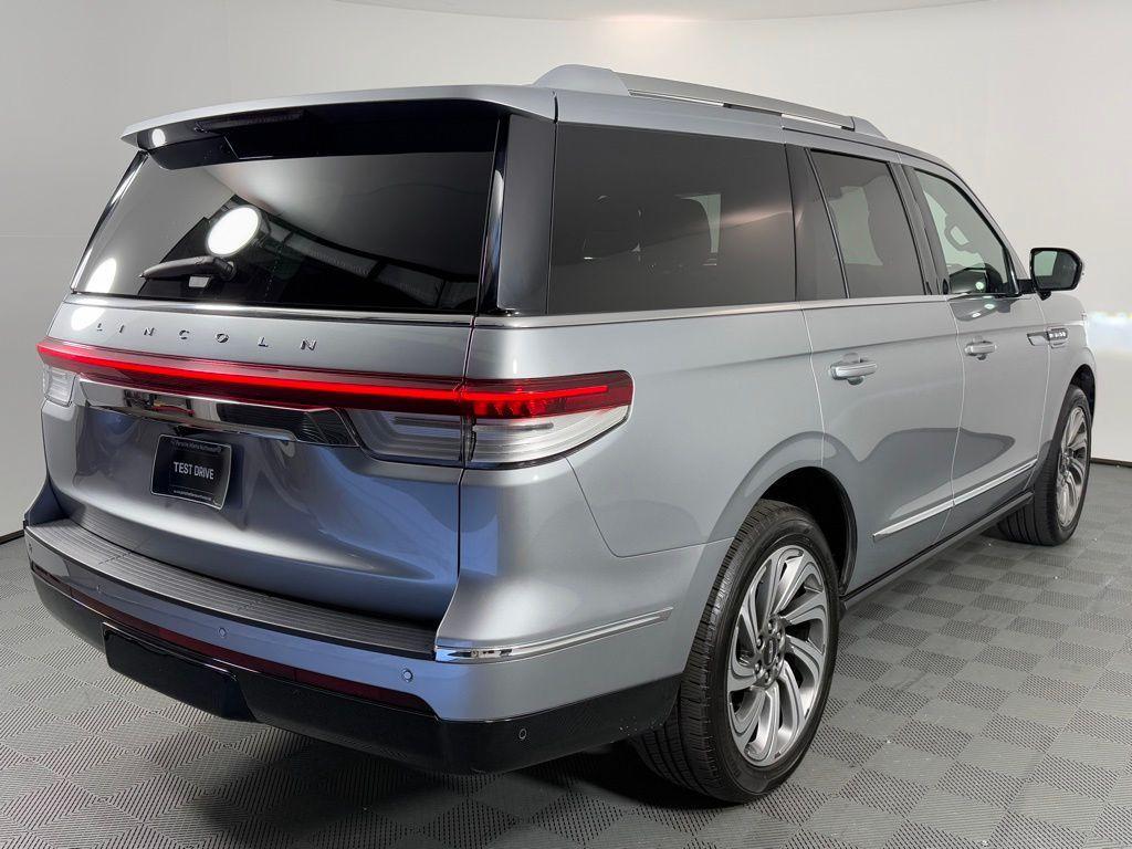 used 2024 Lincoln Navigator car, priced at $66,995