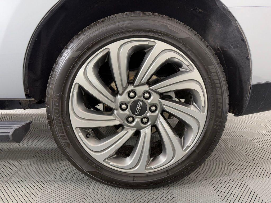 used 2024 Lincoln Navigator car, priced at $66,995
