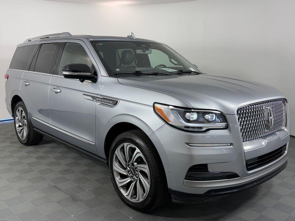 used 2024 Lincoln Navigator car, priced at $66,995