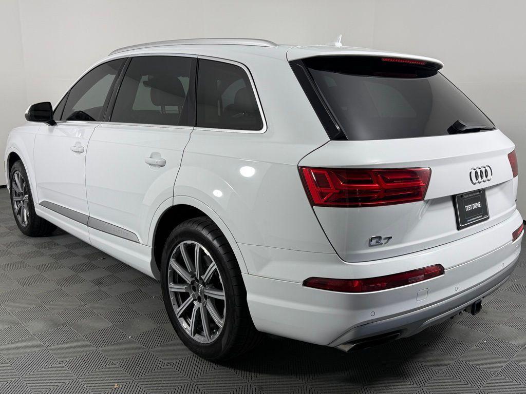 used 2018 Audi Q7 car, priced at $17,495