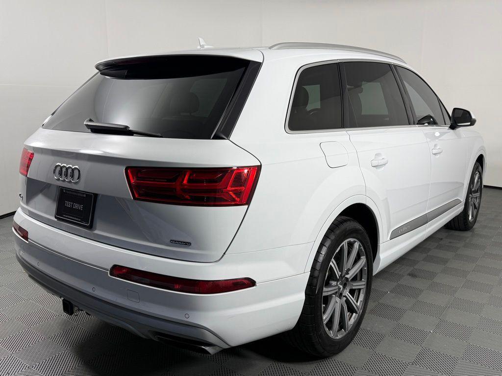 used 2018 Audi Q7 car, priced at $17,495