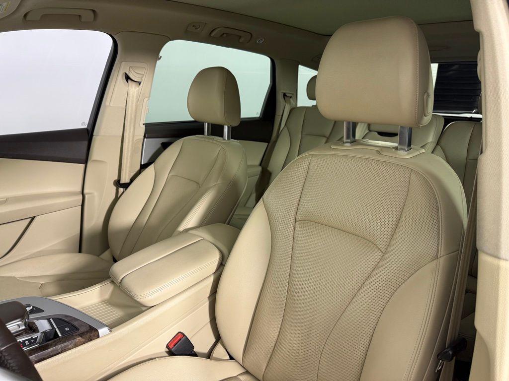 used 2018 Audi Q7 car, priced at $17,495