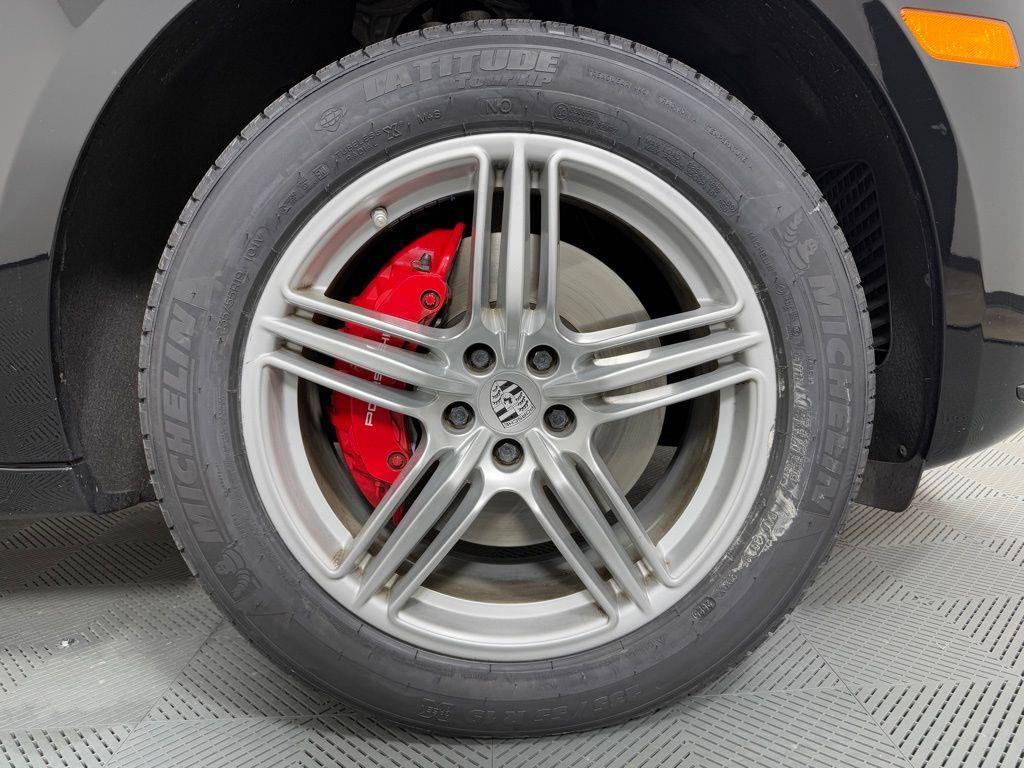 used 2018 Porsche Macan car, priced at $34,495